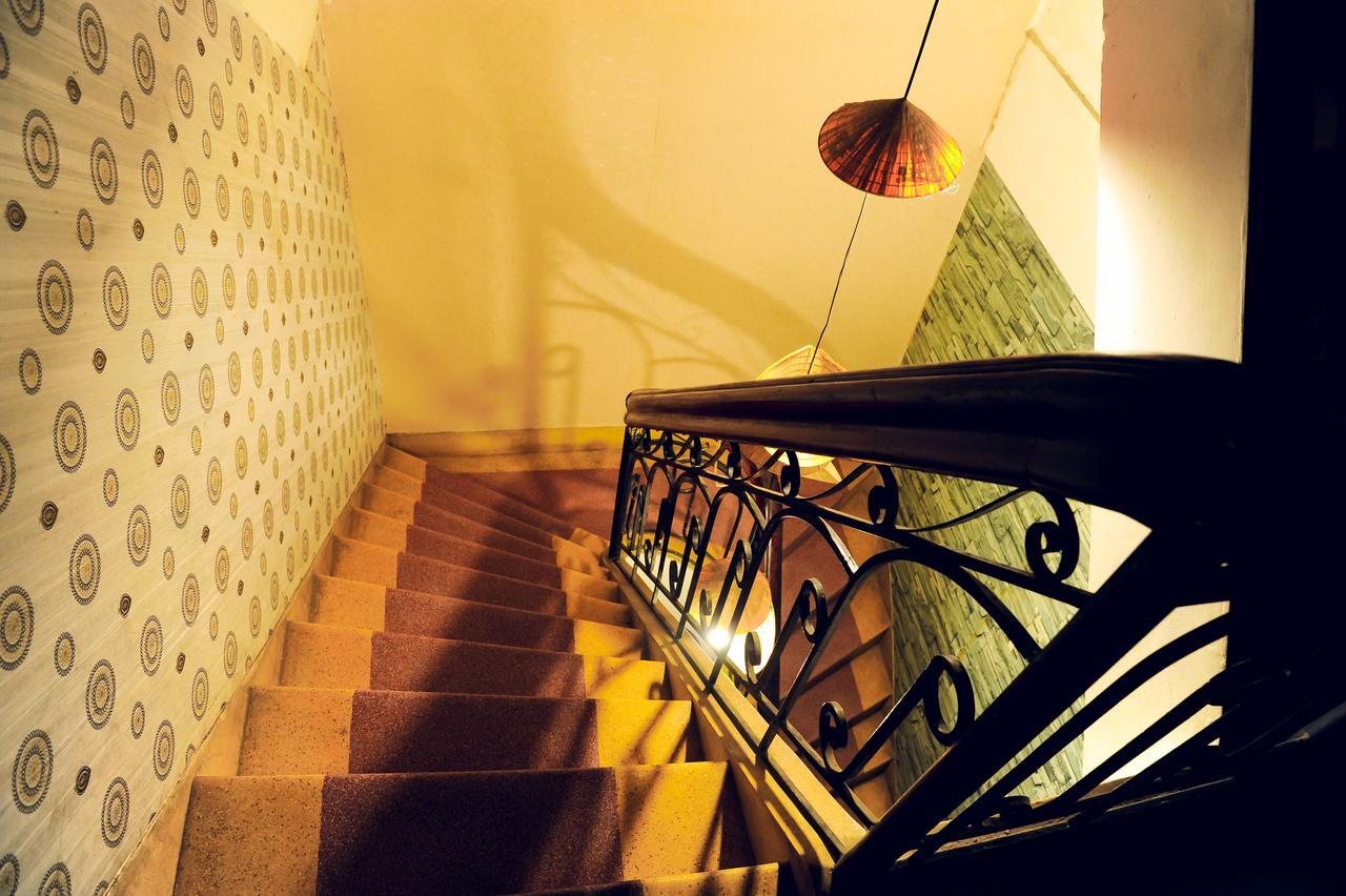 Queen Homestay Hue Bagian luar foto