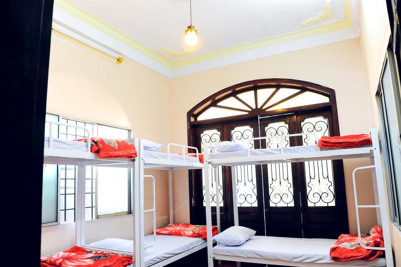 Queen Homestay Hue Bagian luar foto