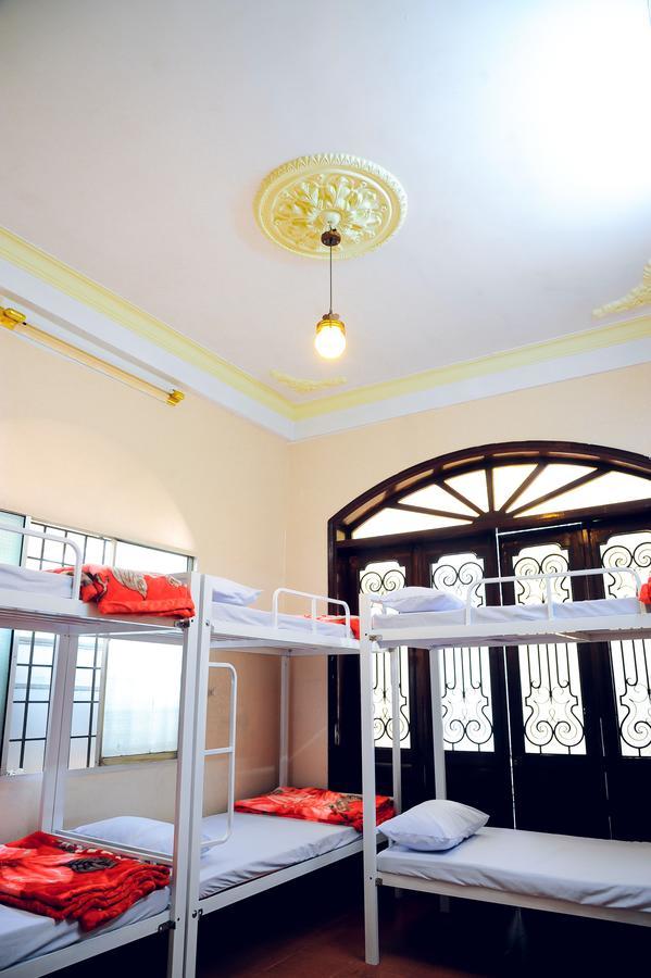 Queen Homestay Hue Bagian luar foto