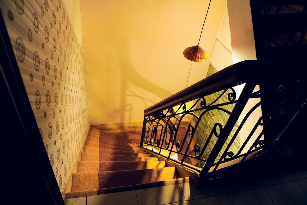 Queen Homestay Hue Bagian luar foto