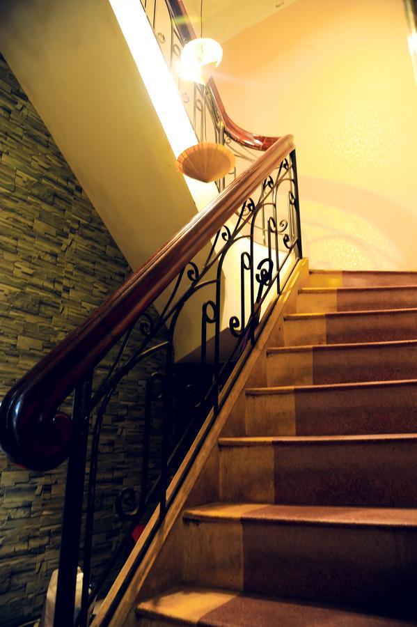 Queen Homestay Hue Bagian luar foto